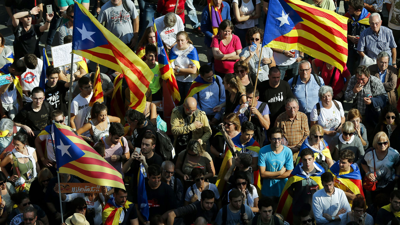 Resolution Declares Catalonia Independent State