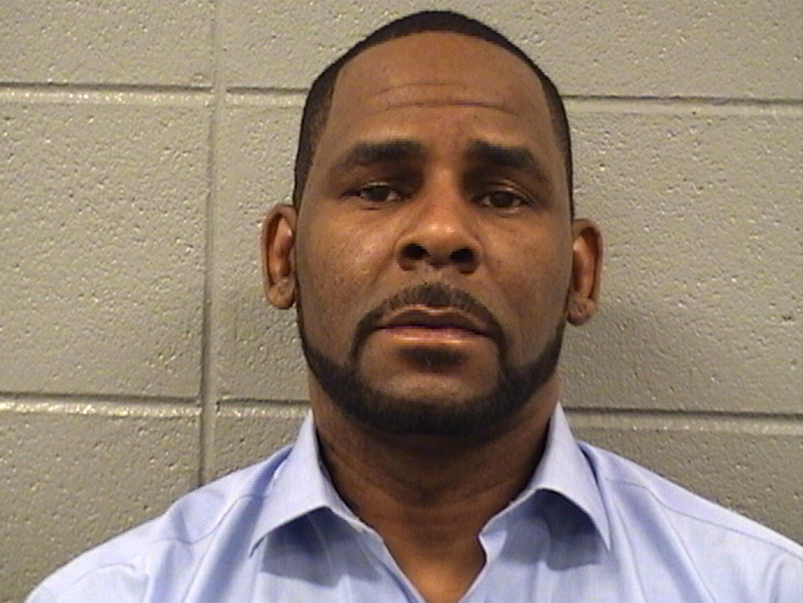Fresh trouble for R. Kelly, charged in Chicago with sex abuse with minors