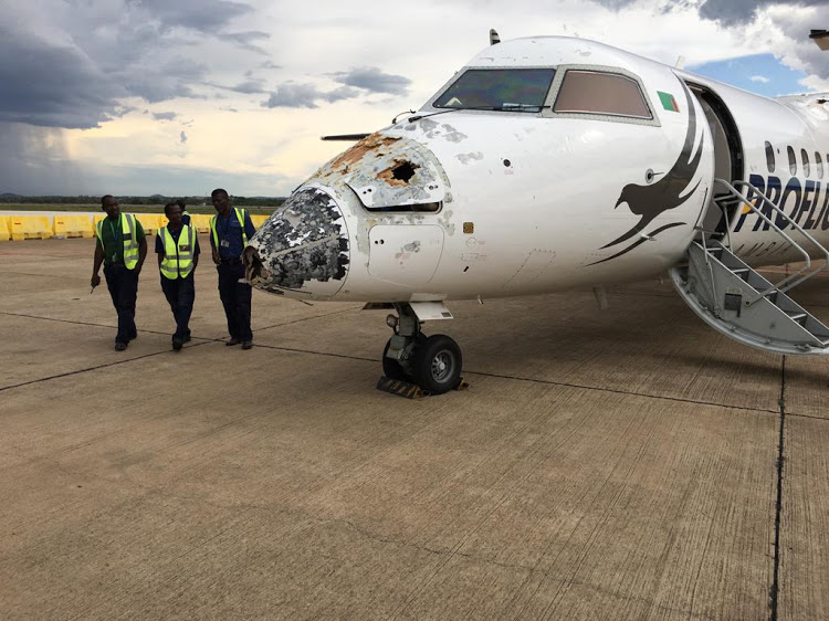 Pilot successfully lands a plane after hit by thunder