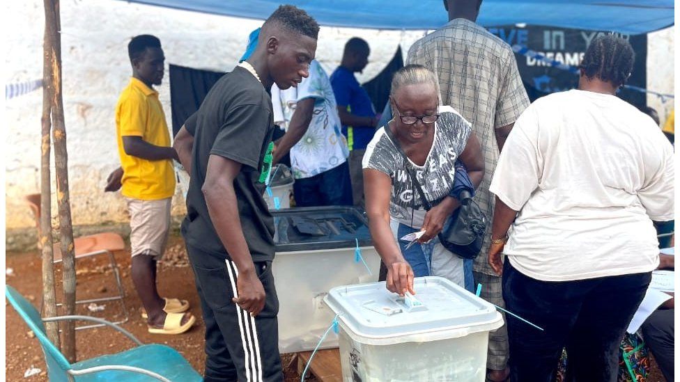 Sierra Leone election: Winner requires 55% of all votes cast